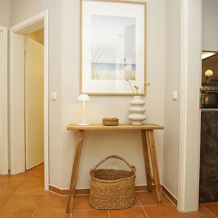 Haus Breeghus Boddenkoje *