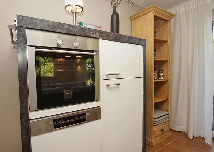 Haus Breeghus Boddenkoje Apartman Breege