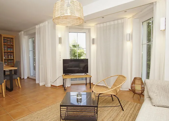 Haus Breeghus Boddenkoje *