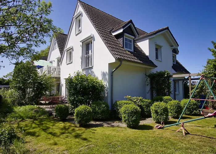 Haus Breeghus Boddenkoje * Breege